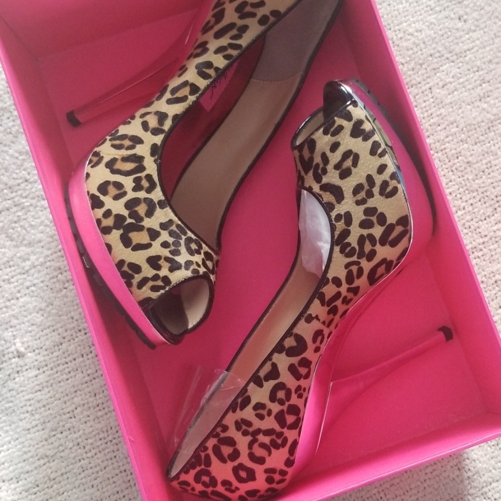 Betsey Johnson Leopard Print Peep Toe Pumps with Pink Accents